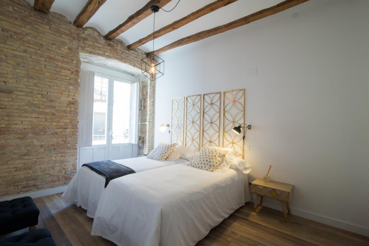 Apartamentos Almada Zaragoza Eksteriør billede
