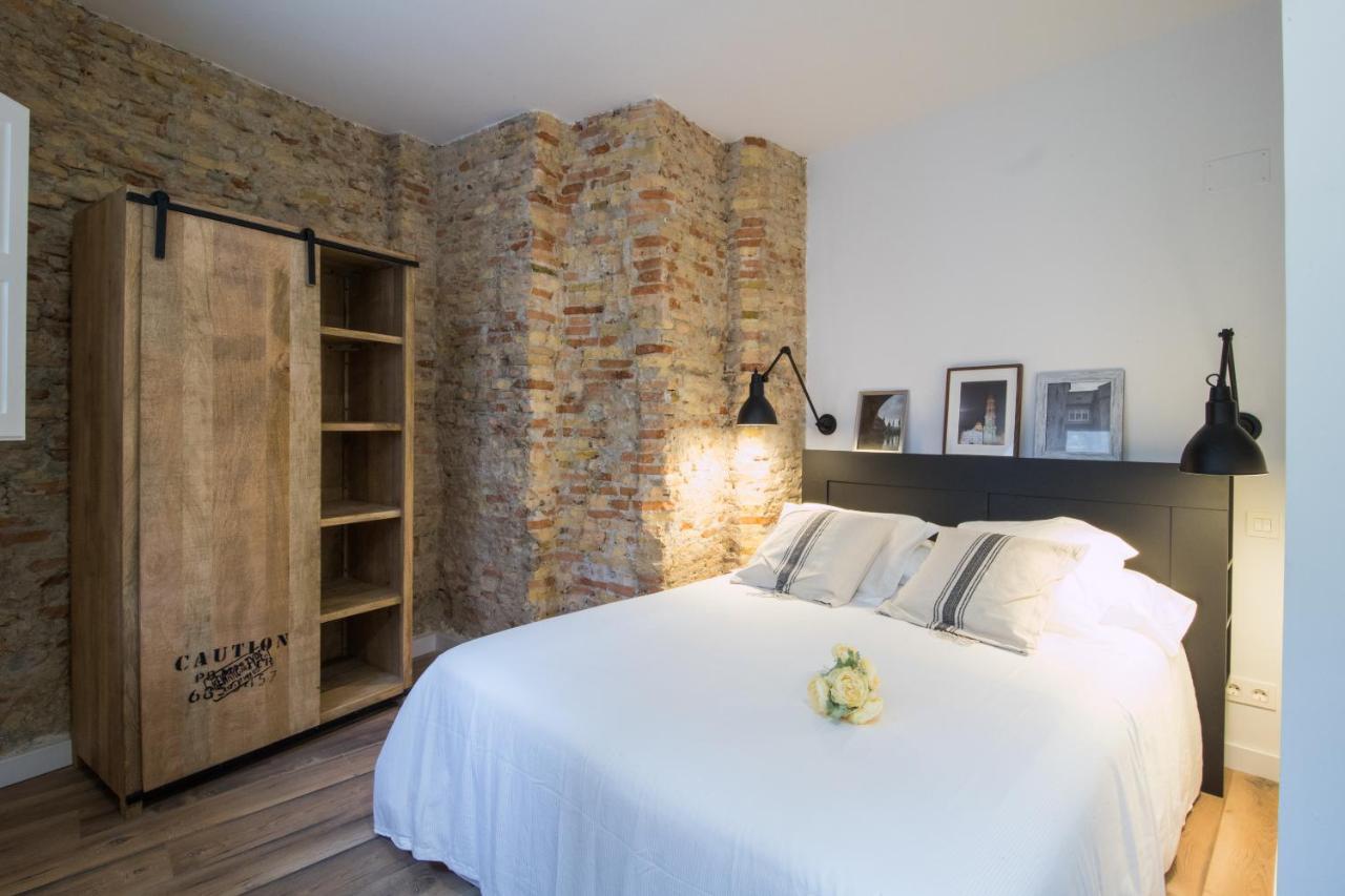 Apartamentos Almada Zaragoza Eksteriør billede